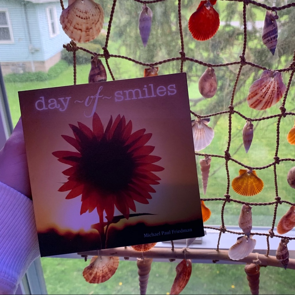 Day of smiles cute decor (stands up )